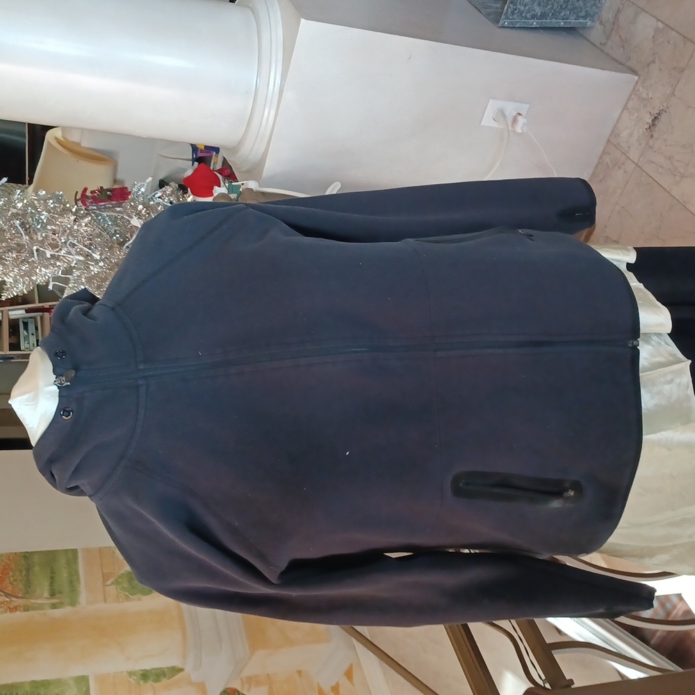 Ideology black hoodie, with thumb holes zipper pockets